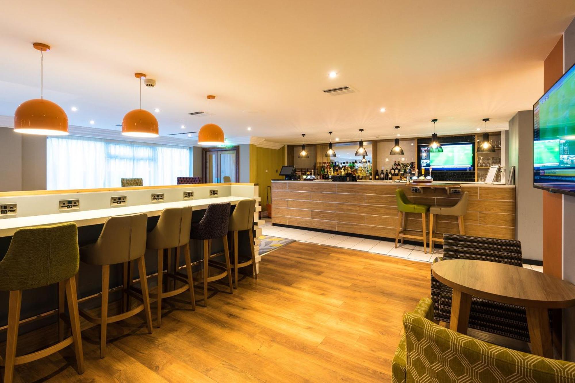 Holiday Inn Chester South By Ihg Buitenkant foto