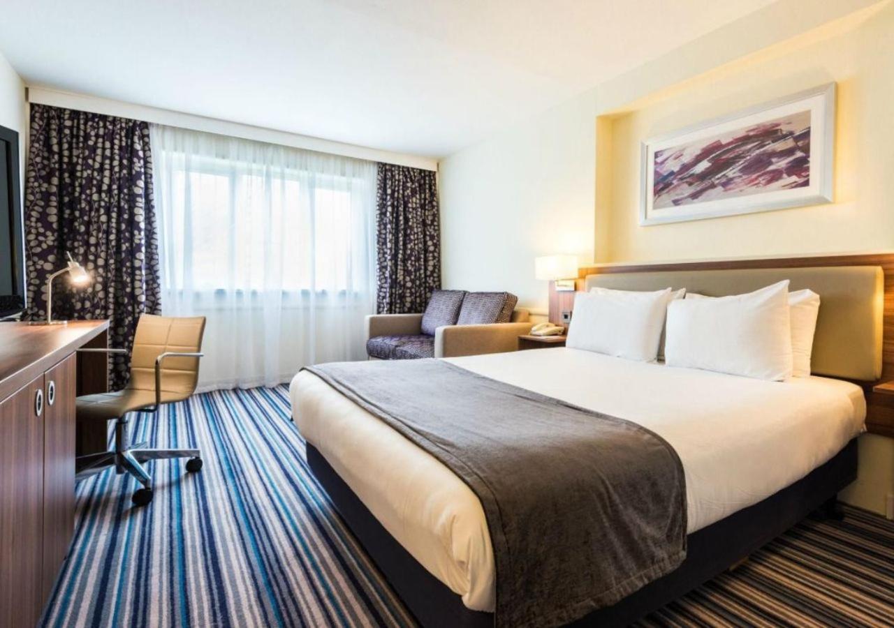 Holiday Inn Chester South By Ihg Buitenkant foto