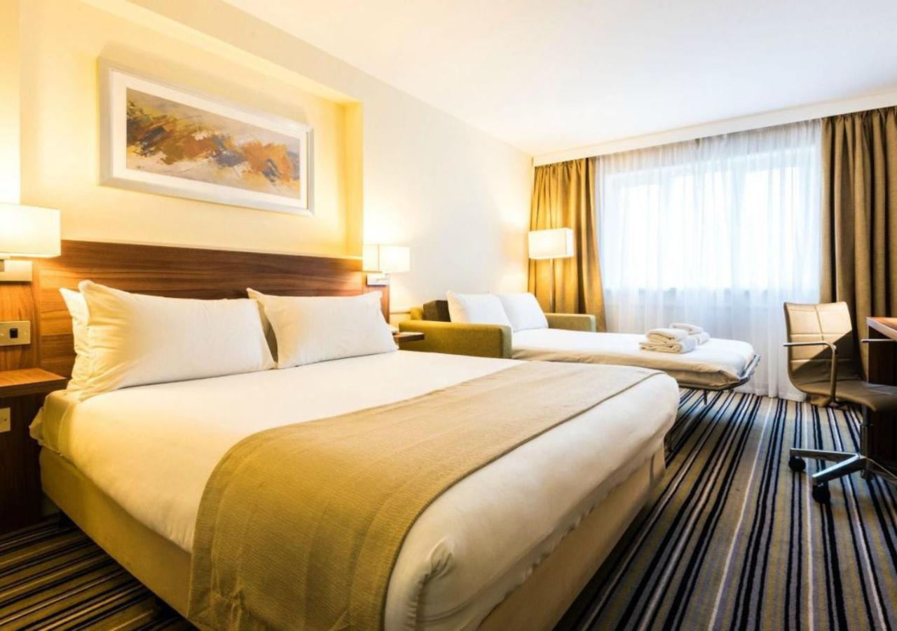 Holiday Inn Chester South By Ihg Buitenkant foto
